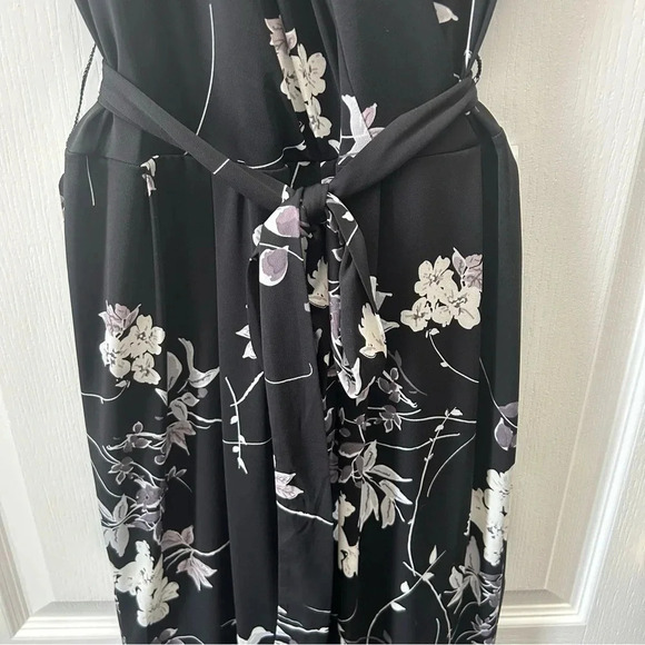 Ricki’s Jumpsuit Floral Printed Black Purple Cream Size  2 NWOT - Picture 11 of 16